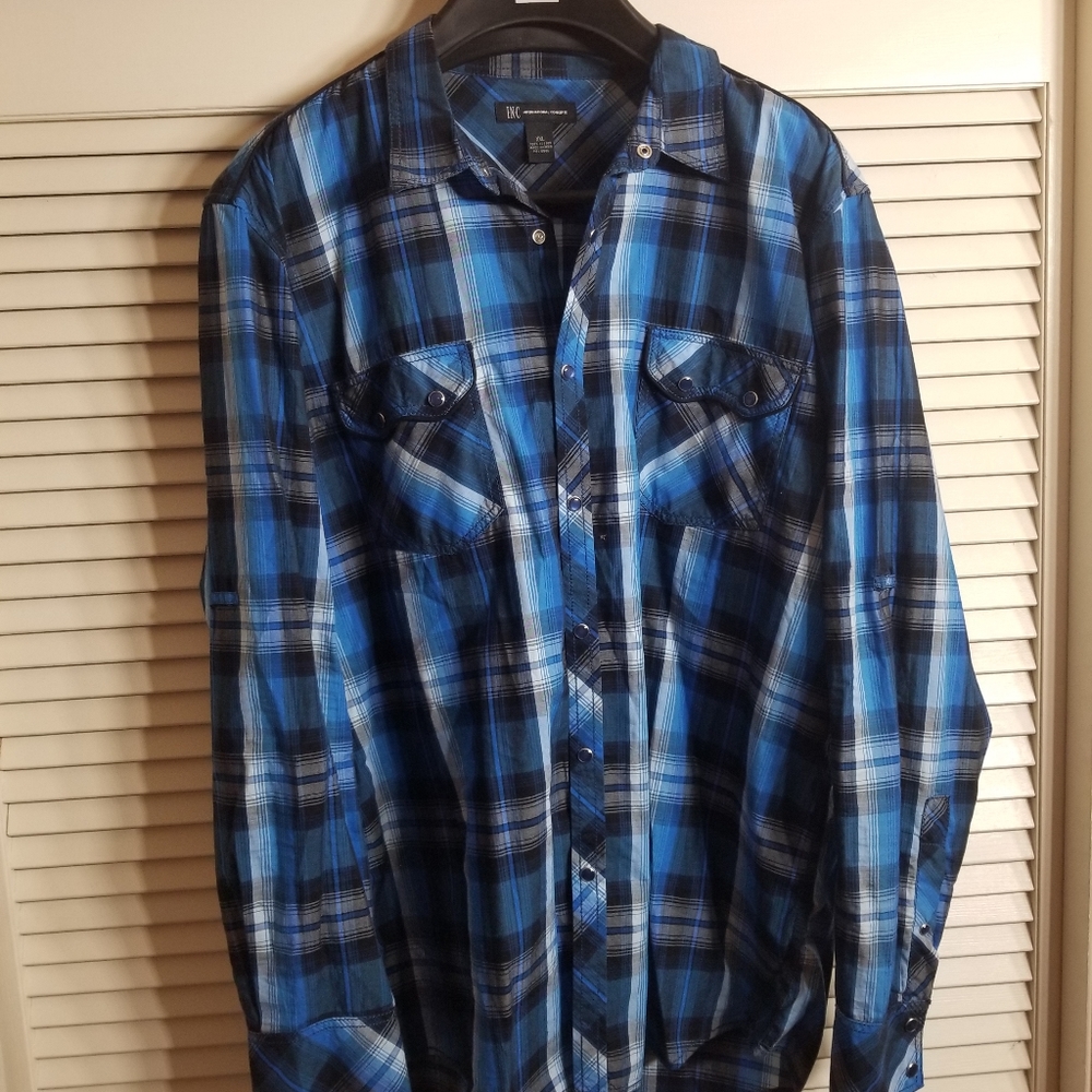 Inc button up